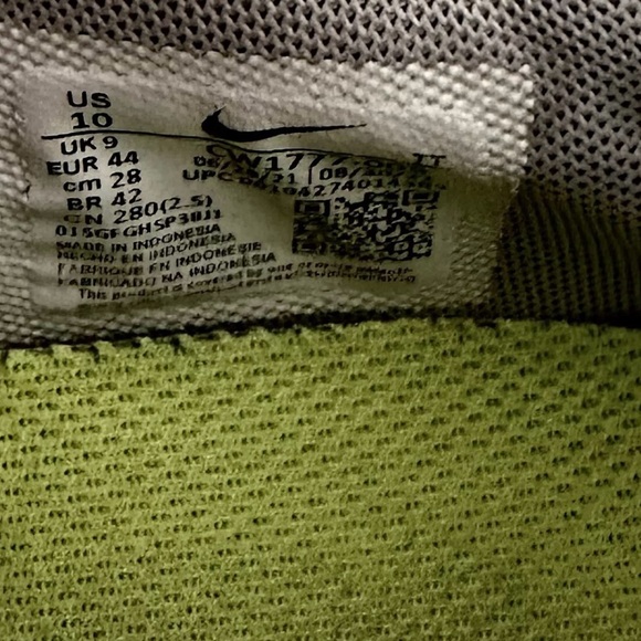 Nike React Miler Grey Fog‎ Volt size 10 - Picture 7 of 7